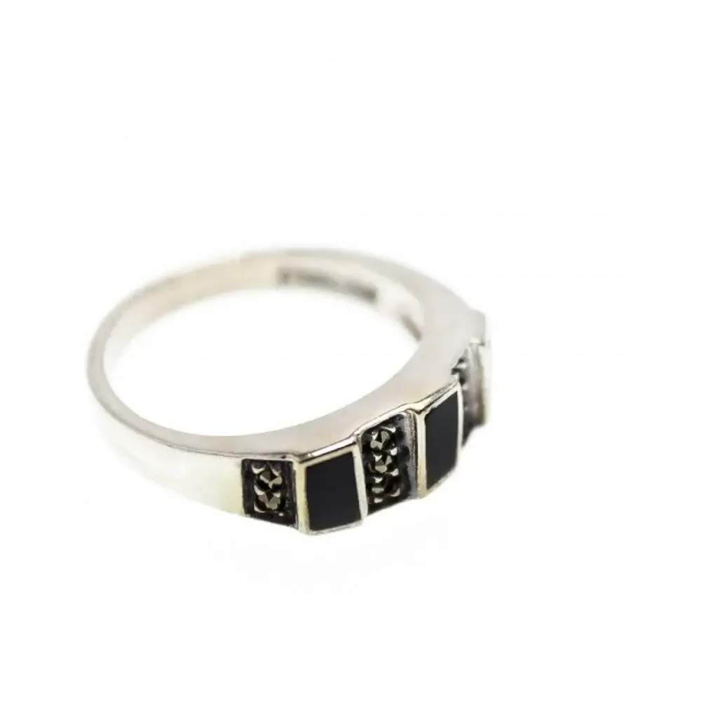 925 Sterling Silver Black Nephrite & Marcasites Ring Size 5.75